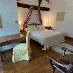 Ameztoia Xve Siècle D'hôtes Navarraises Bed & Breakfast 3*