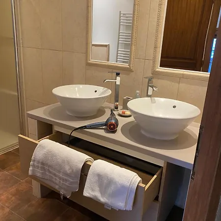 Maison Ameztoia Xve Siecle D'hotes Navarraises Bed & Breakfast 3*